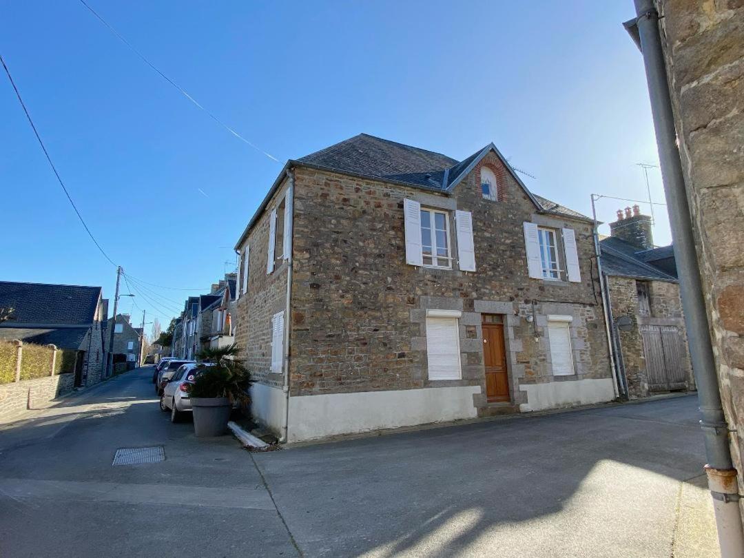 Les Herbus Angle Rue De L'Avant-Garde Et 31 Rue Jeremie Genêts Exterior foto